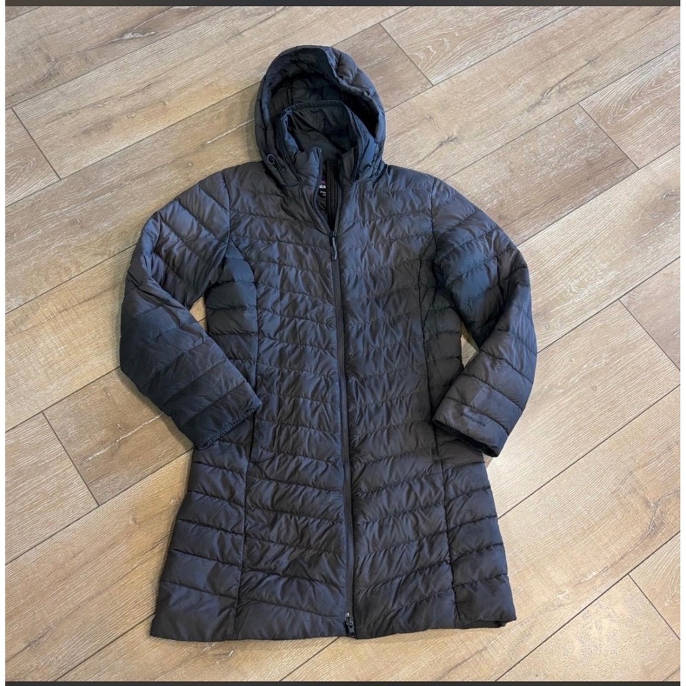Patagonia Down With It Parka Womens Medium Black Hooded Puffer Coat 27940